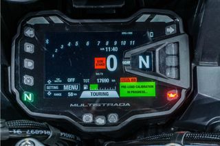 DUCATI Multistrada 1260 Enduro **MALETAS LATERALES Y TOPCASE**PUÑOS CALEFACTABLES**CUPULA**