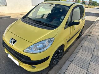 Peugeot 1007 2005