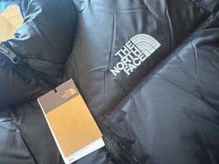 Chaqueta The North Face Nuptse Negra