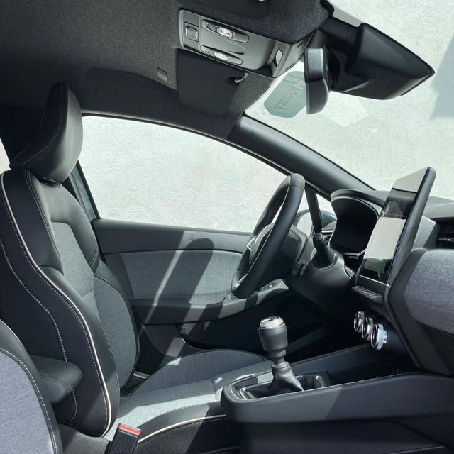 Renault Clio 2023