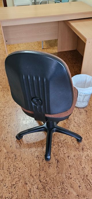 Silla de escritorio giratoria