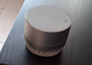 Altavoz Mini Bluetooth Plateado