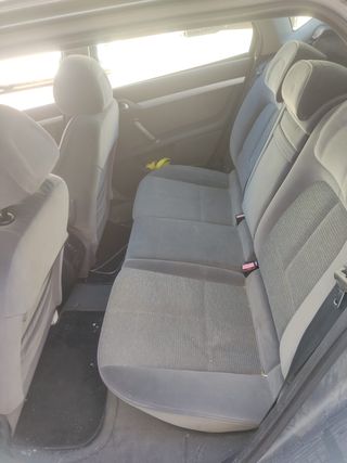 - SE VENDE - Peugeot 407  año 2005