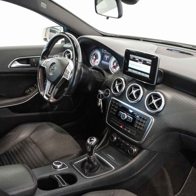Mercedes-Benz Clase A 180 AMG 2014
