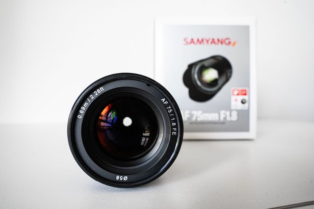 Objetivo Samyang AF 75mm F1.8 Sony E