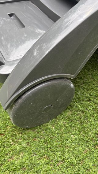 Tumbona de jardín con cojín beige Grosfillex