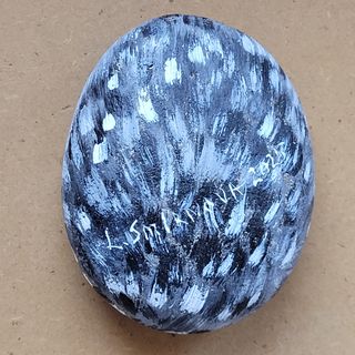 Pietra dipinta a mano Gufo