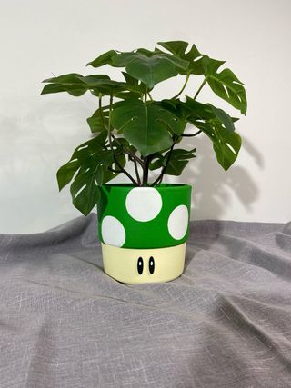 Macetas decoradas a mano Mario Bros