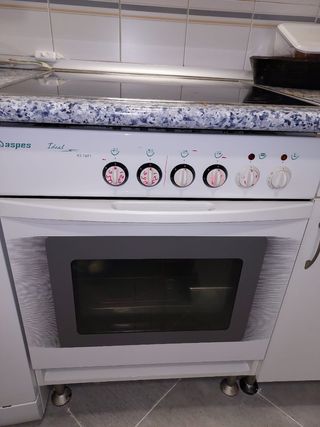 Conjunto Vitrocerámica y Horno Aspes