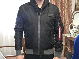 Chaqueta Alpha Industries Negra Talla M