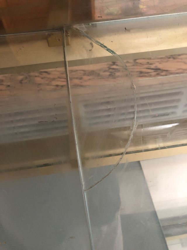 Vitrina expositora refrigeradora pastelería