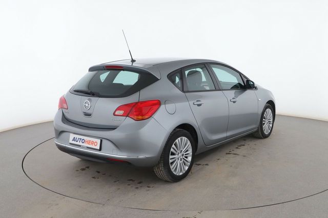 Opel Astra 1.4 Turbo Selective