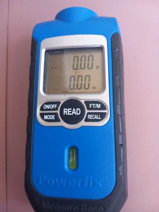 Misuratore laser Powerfix measure base ottimo