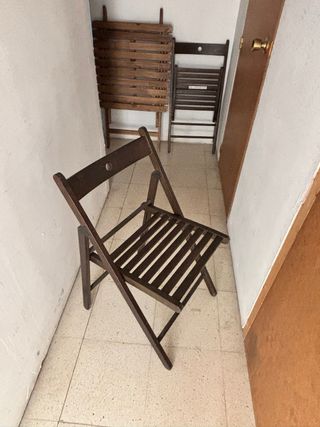 Mesa y 2 Sillas Plegables Madera Ikea