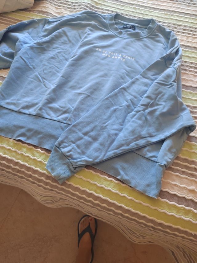 Sudadera Bershka azul talla S