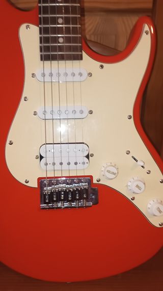 Guitarra Eléctrica Ashton Roja. Precio No Negociab