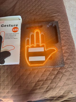 Luz de gesto con mando a distancia