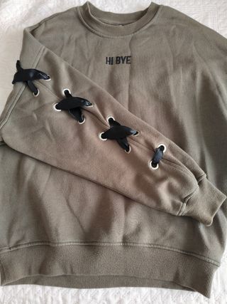 Jersey verde militar con cordones