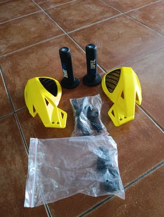 Empuñaduras Moto y Quad Pro Taper Amarillas