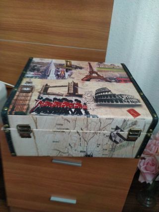 Maletín decorativo nuevo
