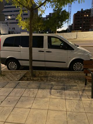 Mercedes-Benz Vito 2012