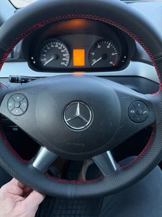 Mercedes-Benz Vito 2012