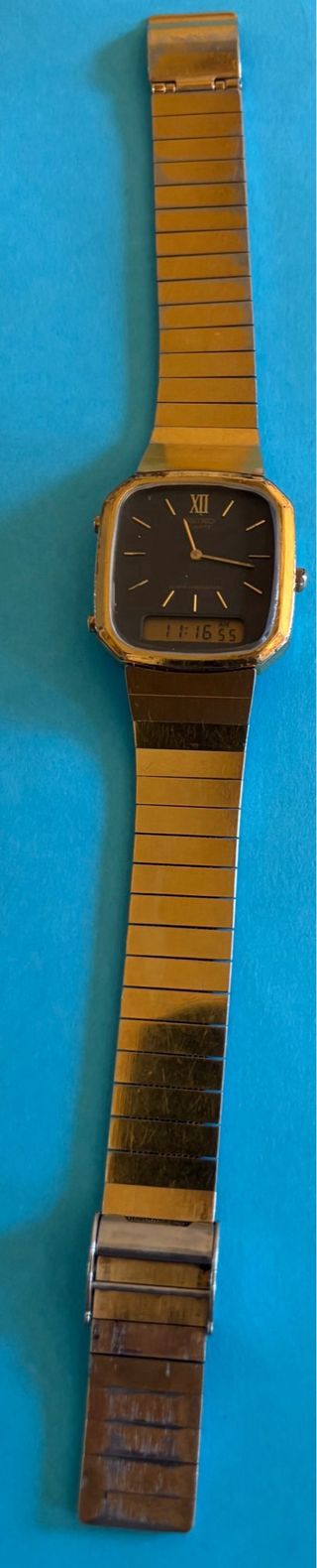 Reloj Seiko de pulsera analógico y digital