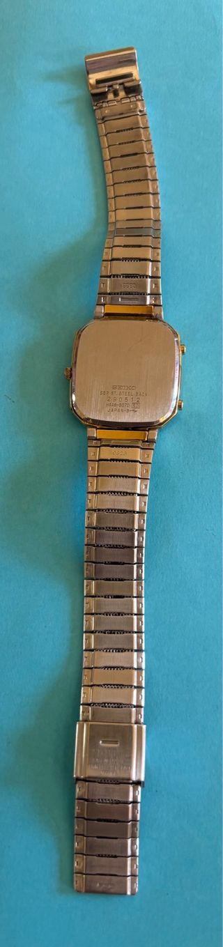 Reloj Seiko de pulsera analógico y digital