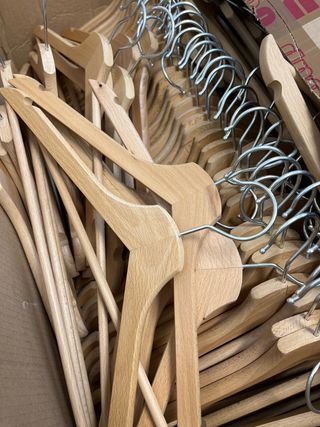 50 Perchas de Madera Ikea