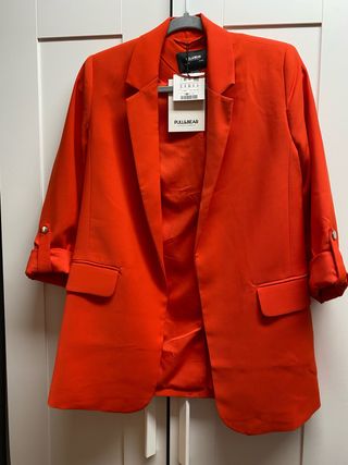 Americana roja Pull&Bear