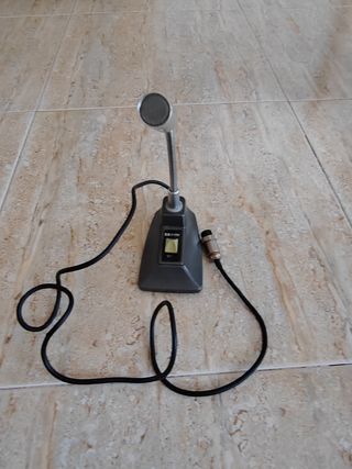 Emisora HF ICOM IC-701 con Fuente IC-701PS