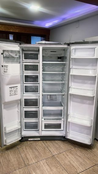 Nevera LG Americana No Frost Clase A+ con garantia