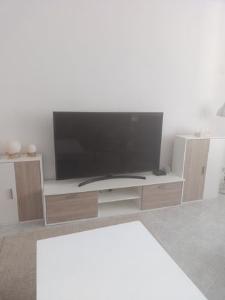 Mueble de salón en buen estado