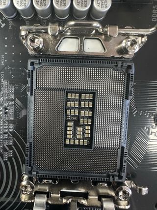 GIGABYTE B860M Eagle Placa Base - CPUs #105573