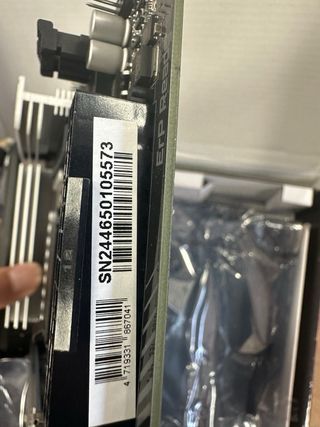 GIGABYTE B860M Eagle Placa Base - CPUs #105573