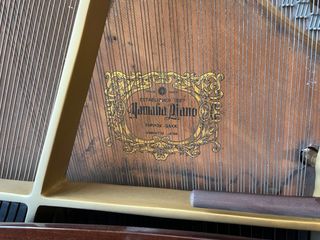Piano de cola YAMAHA G1