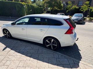 Volvo V60 2017
