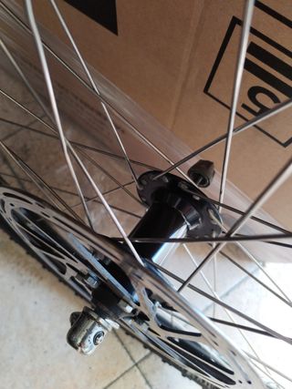 Rueda Rockrider 26x2.0 Delantera