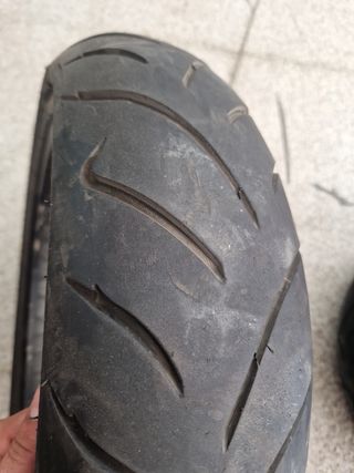 Neumáticos mp3 piaggio