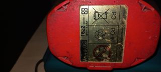 Atornillador Makita DC1804T con cargador y bateria