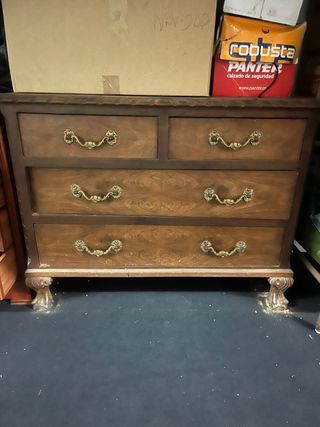 Cajonera de madera con 4 cajones