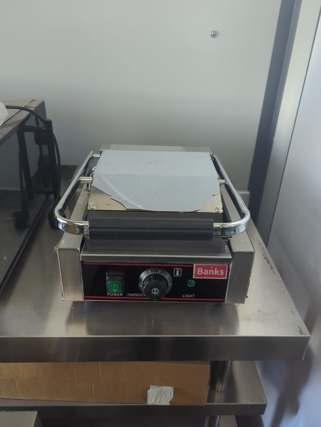 Grill Banks CTG 370E