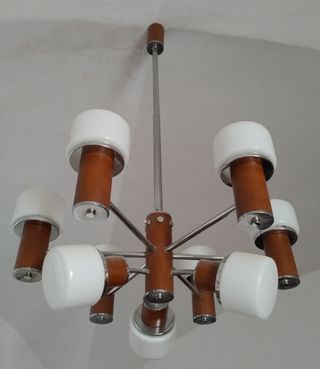 Lámpara de techo color madera y metal