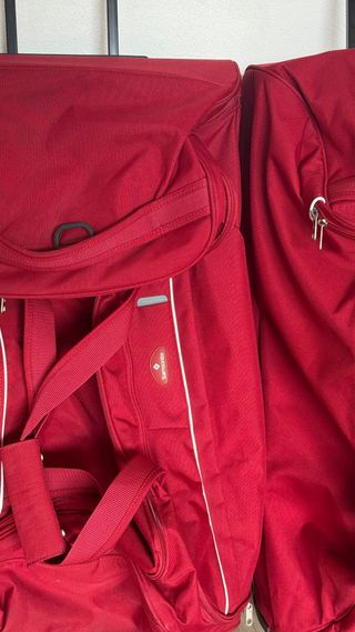 Juego de 2 Maletas Samsonite Rojas