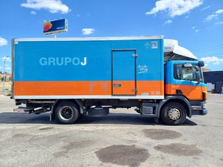 scania 94d 260 frigorífico  2003