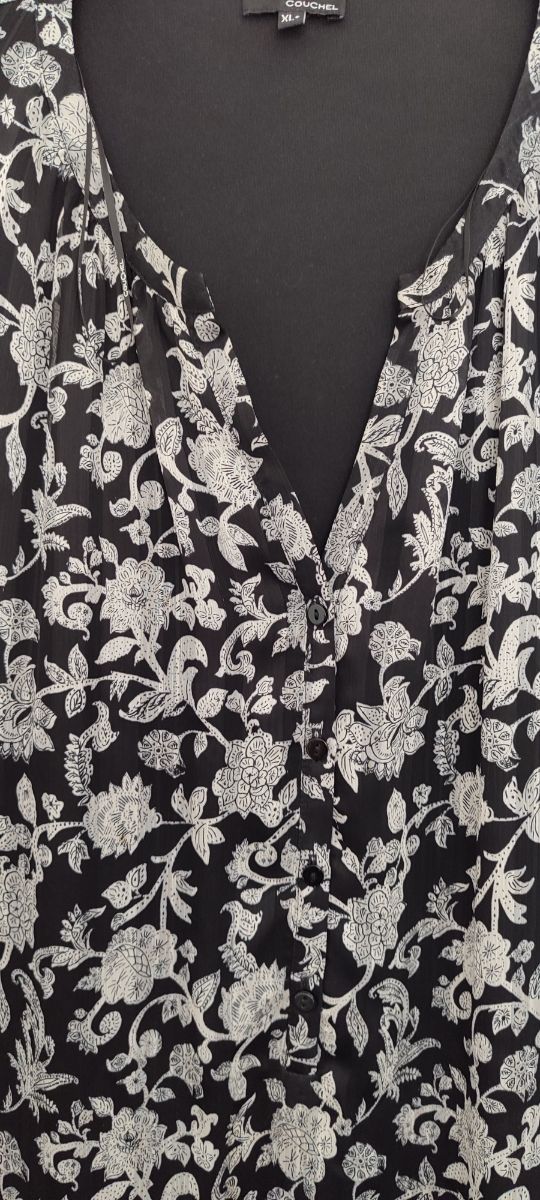 Camiseta vaquera COUCHEL XXL y dos vestidos.