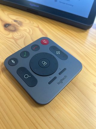 Mando Logitech Gris