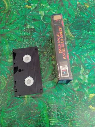 VHS Dark angel Dulph Lundgren