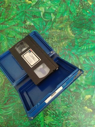 VHS Dark angel Dulph Lundgren