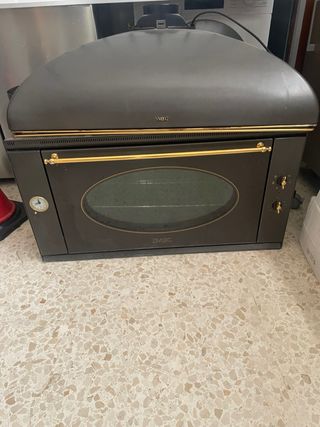 Horno SMEG color grafito y campana 